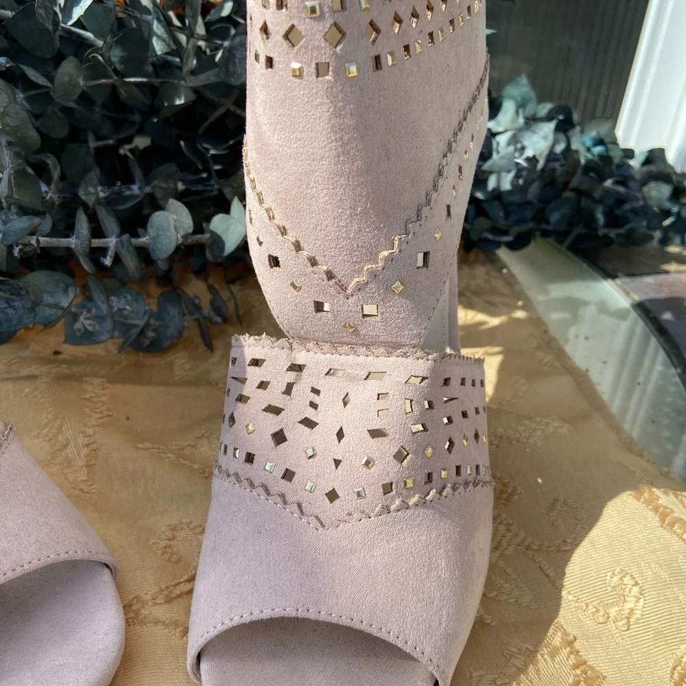 Jennifer Lopez dark blush Sweet Gum High Heels with cut outs size 10 - Picture 11 of 13